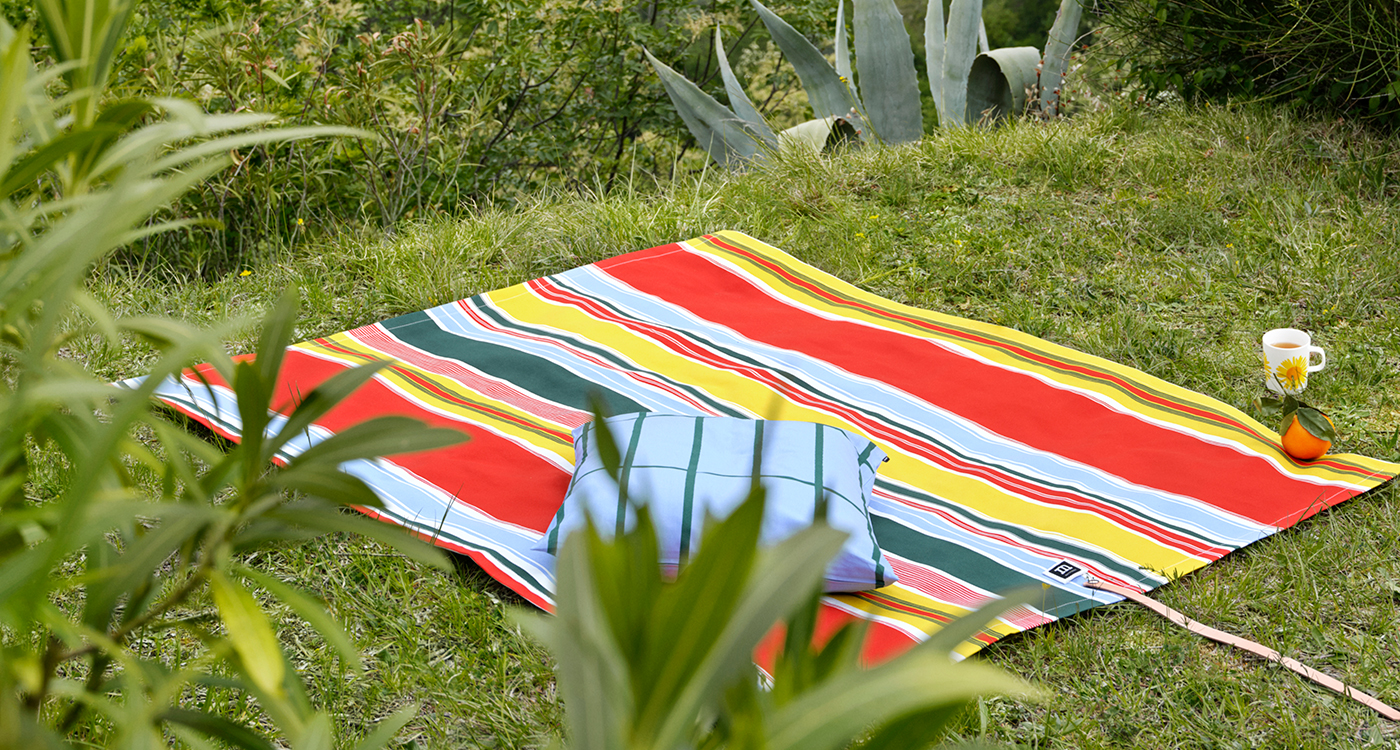 Make Your Own Marimekko Picnic Blanket