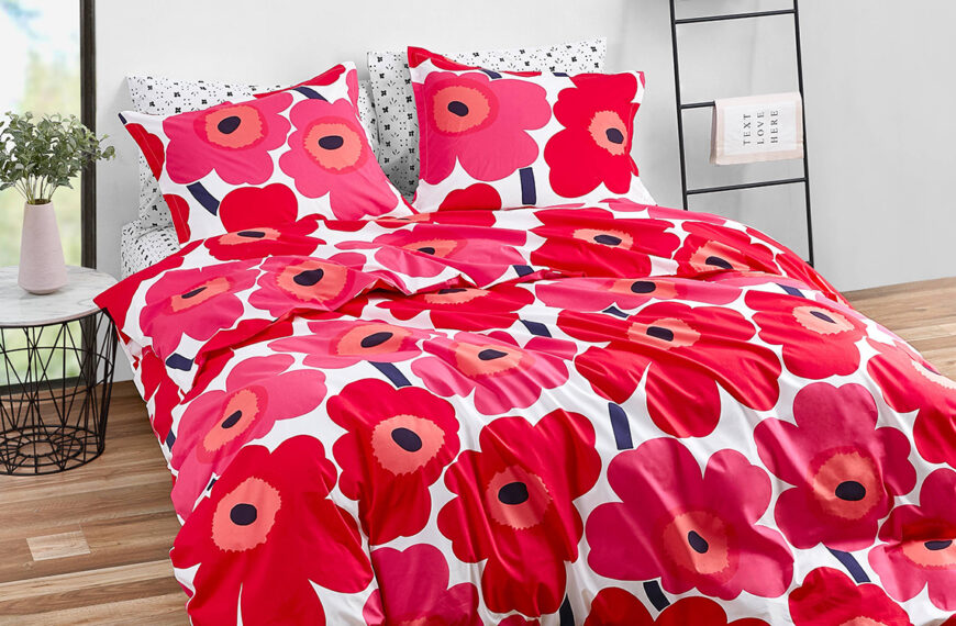 Marimekko Unikko Red Bedding